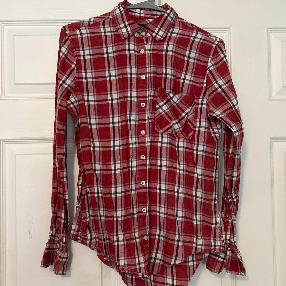 Aeropostale Red Flannel Button Up Medium